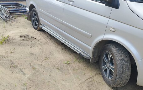 Volkswagen Multivan T5, 2006 год, 1 500 000 рублей, 2 фотография