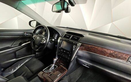 Toyota Camry, 2017 год, 1 959 000 рублей, 13 фотография