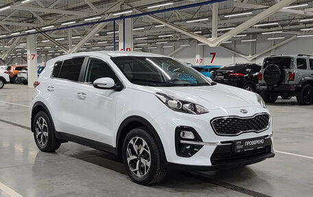 KIA Sportage IV рестайлинг, 2018 год, 2 000 000 рублей, 7 фотография