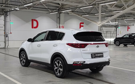 KIA Sportage IV рестайлинг, 2018 год, 2 000 000 рублей, 11 фотография