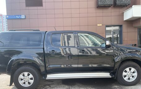 Toyota Hilux VII, 2013 год, 1 900 000 рублей, 2 фотография