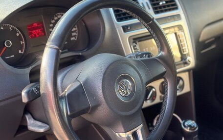 Volkswagen Polo VI (EU Market), 2013 год, 830 000 рублей, 11 фотография