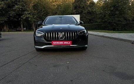 Mercedes-Benz E-Класс, 2021 год, 2 600 000 рублей, 8 фотография