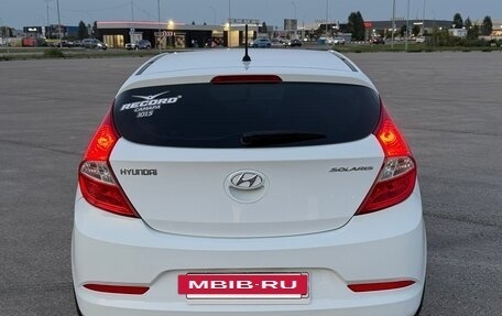 Hyundai Solaris II рестайлинг, 2015 год, 1 200 000 рублей, 3 фотография