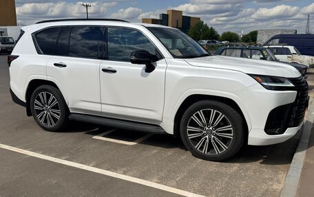 Lexus LX, 2024 год, 15 550 000 рублей, 9 фотография