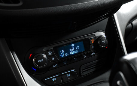 Ford Kuga III, 2013 год, 945 000 рублей, 18 фотография