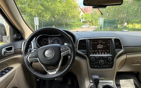 Jeep Grand Cherokee, 2016 год, 3 400 000 рублей, 21 фотография