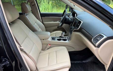 Jeep Grand Cherokee, 2016 год, 3 400 000 рублей, 26 фотография