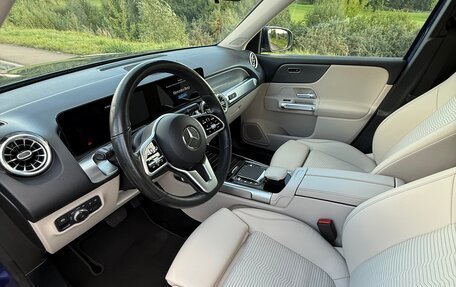 Mercedes-Benz GLB, 2021 год, 4 100 000 рублей, 21 фотография
