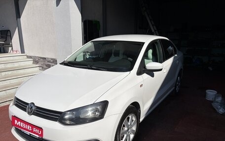 Volkswagen Polo VI (EU Market), 2011 год, 650 000 рублей, 3 фотография