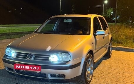 Volkswagen Golf IV, 2000 год, 330 000 рублей, 2 фотография