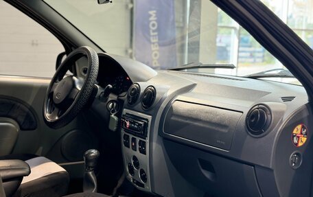Renault Logan I, 2006 год, 305 000 рублей, 11 фотография
