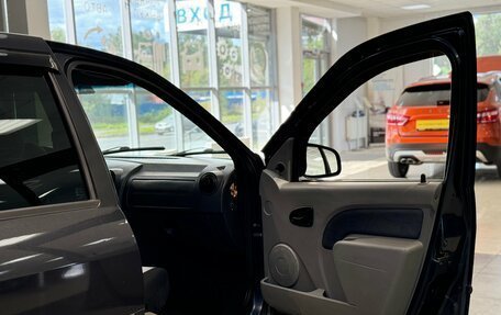Renault Logan I, 2006 год, 305 000 рублей, 9 фотография