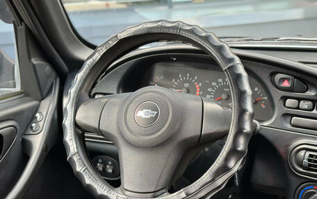 Chevrolet Niva I рестайлинг, 2010 год, 389 000 рублей, 15 фотография