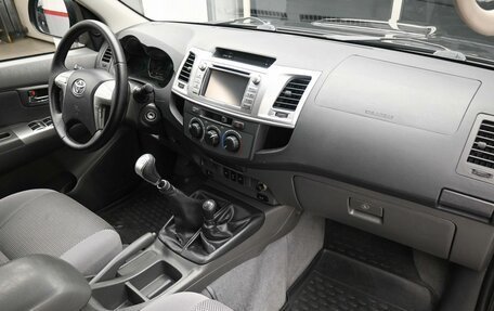Toyota Hilux VII, 2013 год, 227 000 рублей, 7 фотография