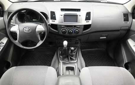 Toyota Hilux VII, 2013 год, 227 000 рублей, 8 фотография