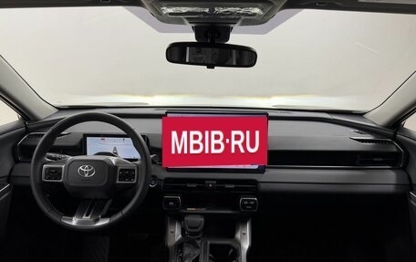 Toyota RAV4, 2026 год, 4 550 000 рублей, 17 фотография
