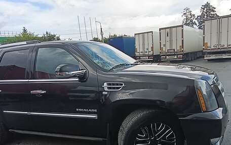 Cadillac Escalade III, 2013 год, 2 500 000 рублей, 10 фотография