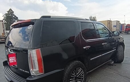 Cadillac Escalade III, 2013 год, 2 500 000 рублей, 9 фотография