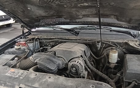 Cadillac Escalade III, 2013 год, 2 500 000 рублей, 26 фотография