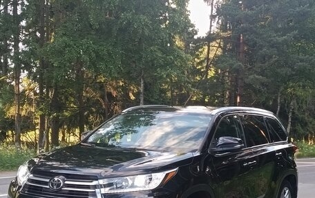 Toyota Highlander III, 2020 год, 3 850 000 рублей, 5 фотография