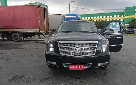 Cadillac Escalade III, 2013 год, 2 500 000 рублей, 27 фотография