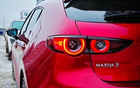 Mazda 3, 2020 год, 2 300 000 рублей, 10 фотография