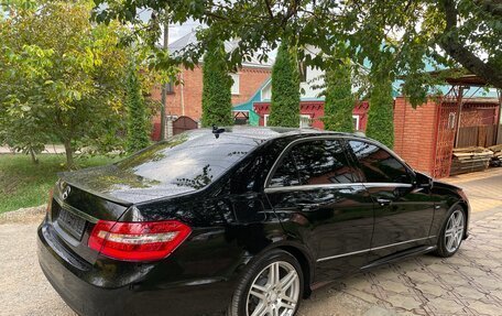 Mercedes-Benz E-Класс, 2011 год, 1 300 000 рублей, 8 фотография