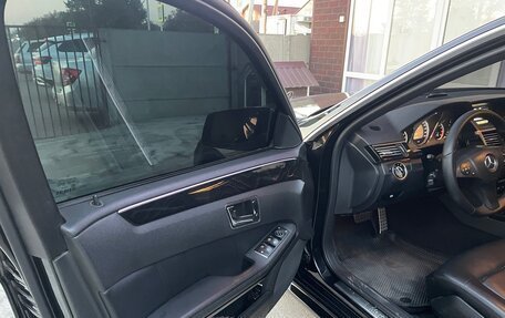 Mercedes-Benz E-Класс, 2011 год, 1 300 000 рублей, 16 фотография