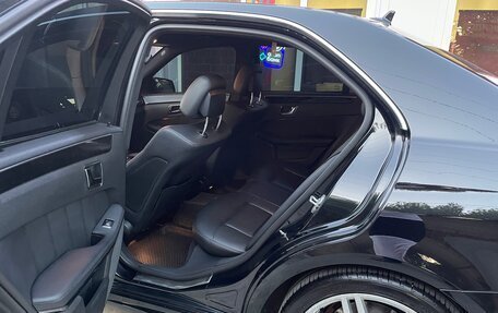 Mercedes-Benz E-Класс, 2011 год, 1 300 000 рублей, 17 фотография