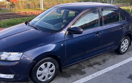 Skoda Rapid I, 2014 год, 600 000 рублей, 2 фотография