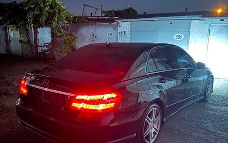 Mercedes-Benz E-Класс, 2011 год, 1 300 000 рублей, 24 фотография