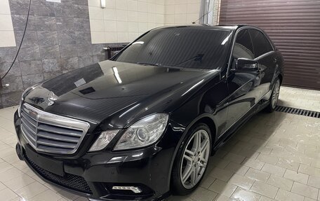Mercedes-Benz E-Класс, 2011 год, 1 300 000 рублей, 29 фотография