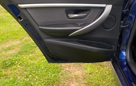 BMW 3 серия, 2019 год, 2 420 000 рублей, 7 фотография