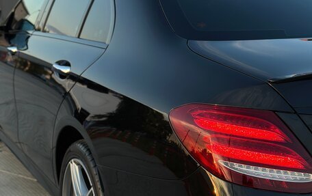 Mercedes-Benz E-Класс, 2019 год, 4 300 000 рублей, 11 фотография