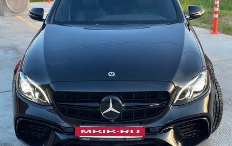 Mercedes-Benz E-Класс, 2019 год, 4 300 000 рублей, 14 фотография