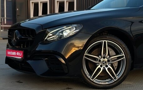 Mercedes-Benz E-Класс, 2019 год, 4 300 000 рублей, 4 фотография
