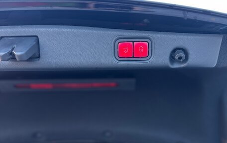 Mercedes-Benz E-Класс, 2019 год, 4 300 000 рублей, 38 фотография