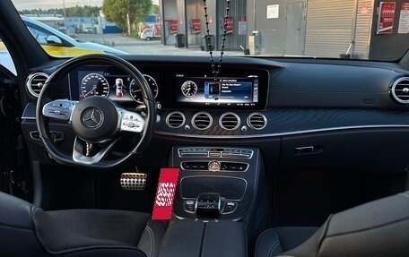 Mercedes-Benz E-Класс, 2019 год, 4 300 000 рублей, 33 фотография