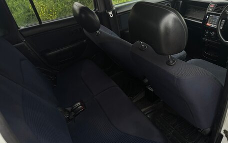 Nissan Cube II, 2001 год, 145 000 рублей, 14 фотография