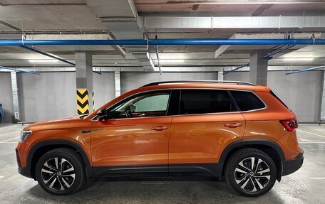 Volkswagen Taos, 2021 год, 2 390 000 рублей, 8 фотография