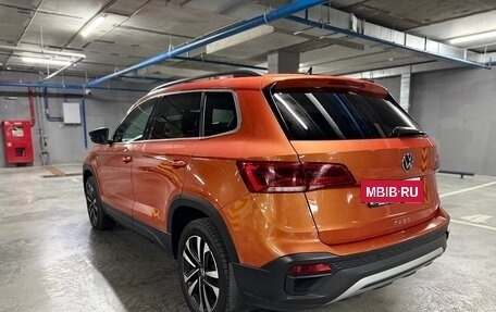 Volkswagen Taos, 2021 год, 2 390 000 рублей, 15 фотография