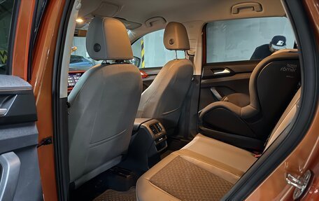 Volkswagen Taos, 2021 год, 2 390 000 рублей, 31 фотография