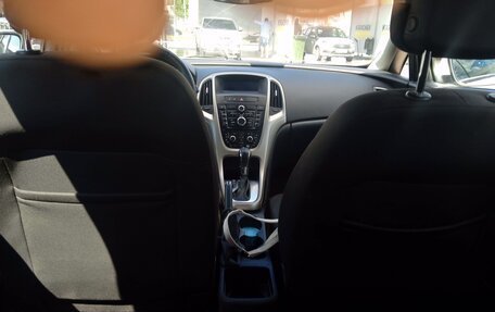 Opel Astra J, 2011 год, 680 000 рублей, 12 фотография