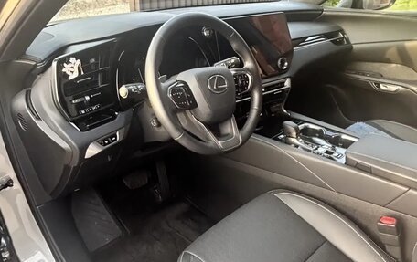 Lexus RX IV рестайлинг, 2025 год, 7 200 000 рублей, 6 фотография