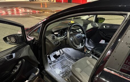 Ford Fiesta, 2015 год, 650 000 рублей, 6 фотография