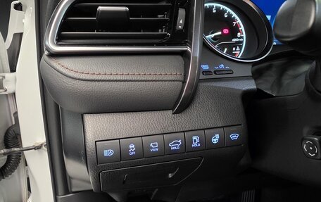 Toyota Camry, 2020 год, 3 800 000 рублей, 12 фотография