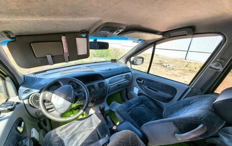 Renault Scenic III, 2000 год, 250 000 рублей, 11 фотография