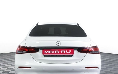 Mercedes-Benz E-Класс, 2021 год, 4 390 000 рублей, 6 фотография