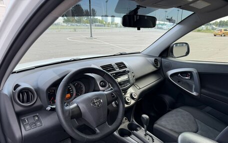 Toyota RAV4, 2012 год, 1 650 000 рублей, 12 фотография